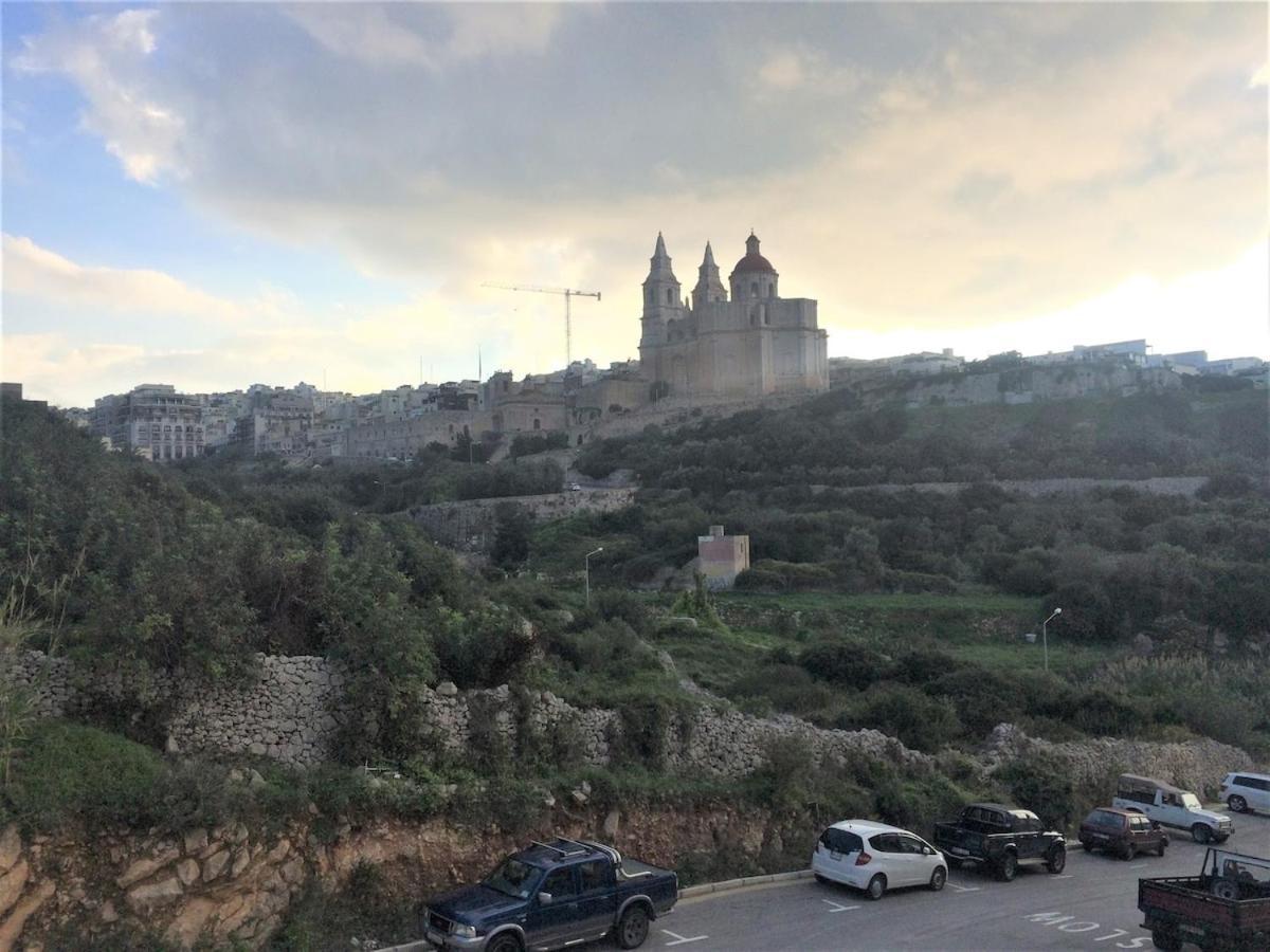 Mellieha Luxury Penthouse With Sea & Country Views Apartamento Exterior foto